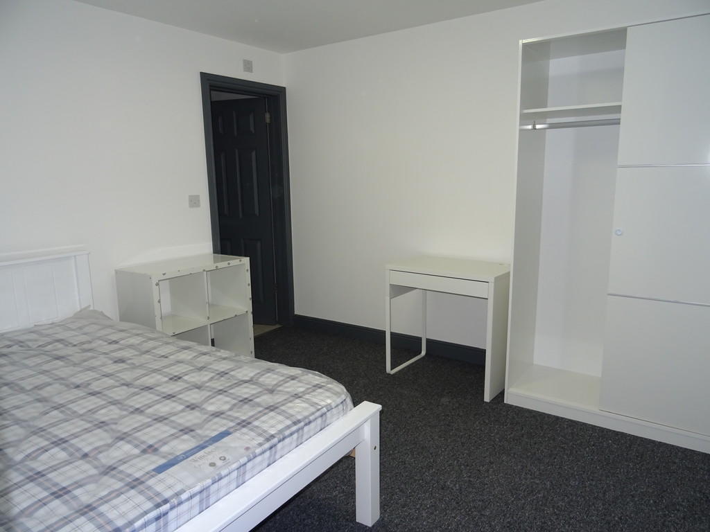 Additional image 4 of 8 Bedroom House near warwick uni