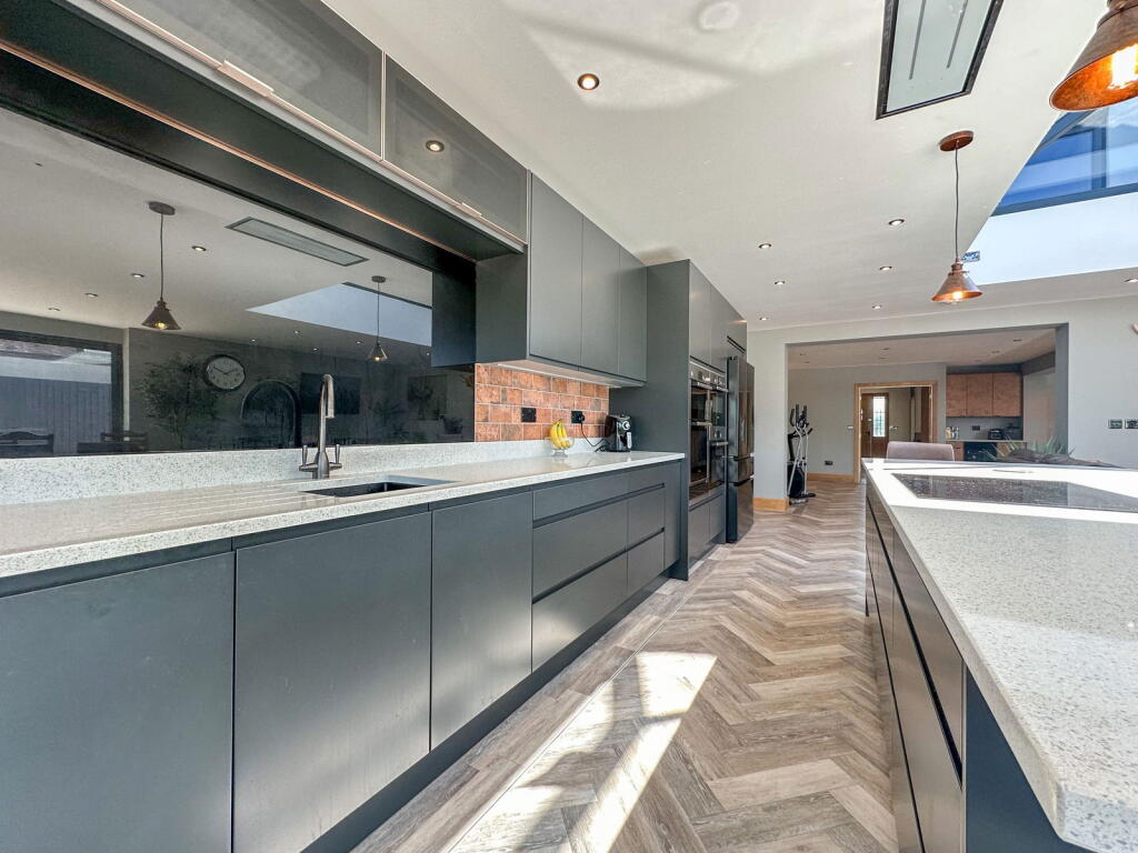 Additional image 6 of Nuneaton Road, Bulkington, Bedworth, CV12 9RR