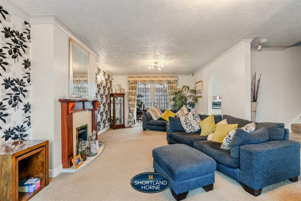 Additional image 5 of Baginton Road, Styvechale, Coventry