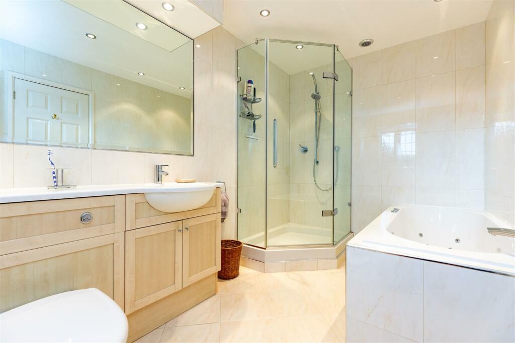 Additional image 13 of Walton Way, Wellesbourne