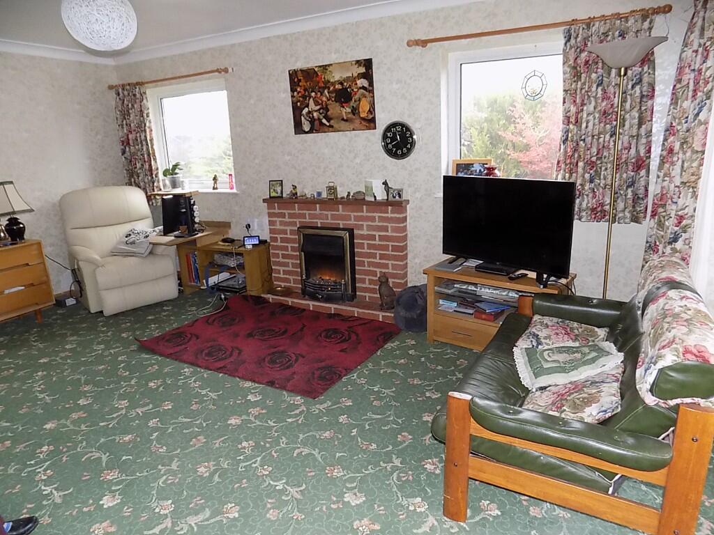 Additional image 3 of 8 Viewdales Close, DE6 3EB