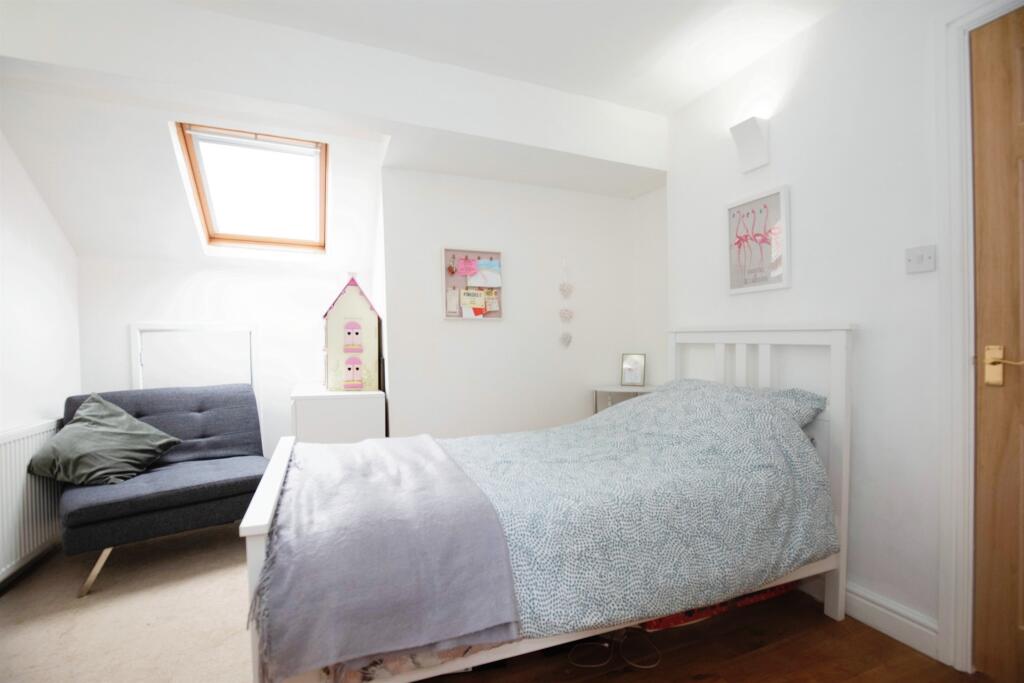 Additional image 12 of Henry Street, Kenilworth