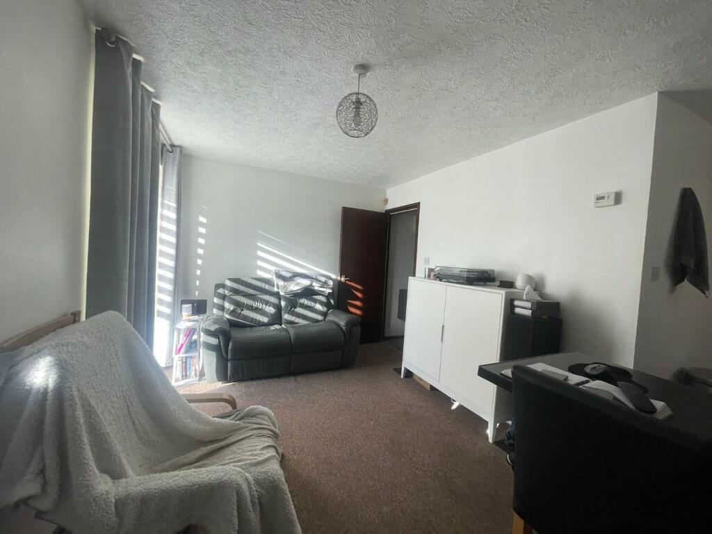 Additional image 2 of Essex Road, Gravesend, Kent, DA11