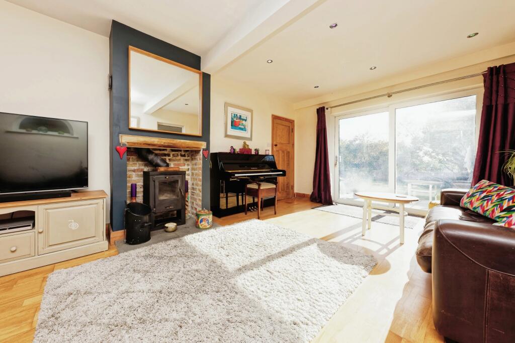 Additional image 6 of Guilton, Ash, CT3