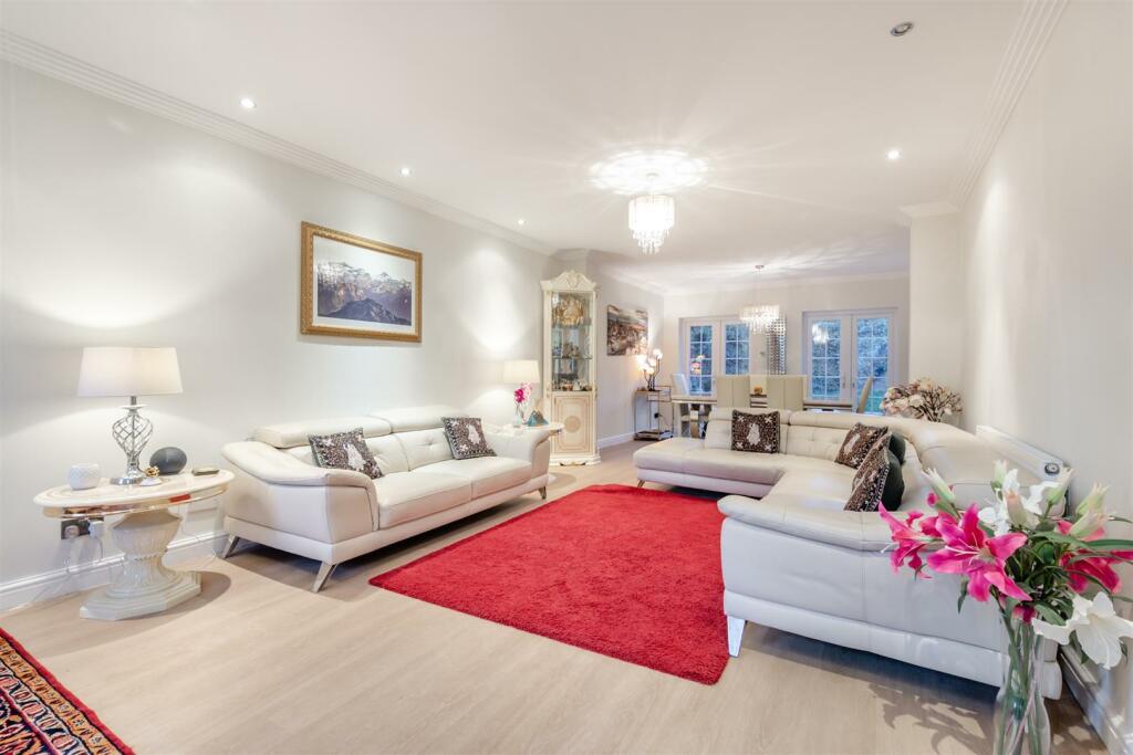 Additional image 8 of Off Kenilworth road, Substantial Family Home