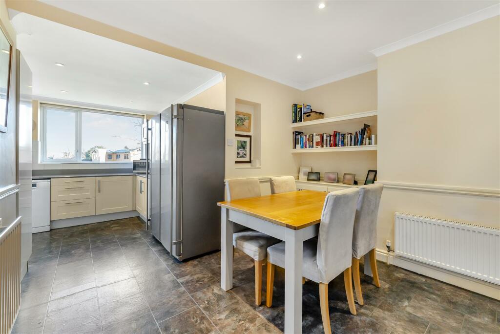 Additional image 3 of Rugby, Broadwell,