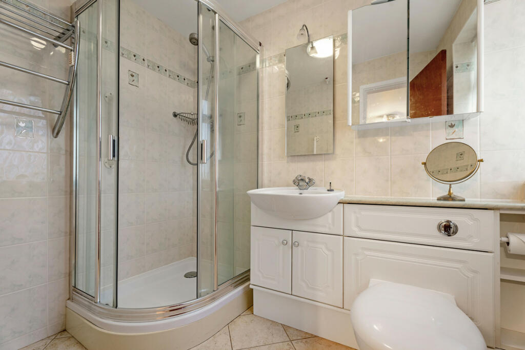 Additional image 18 of Queens Close, Harbury, Warwickshire CV33 9JJ