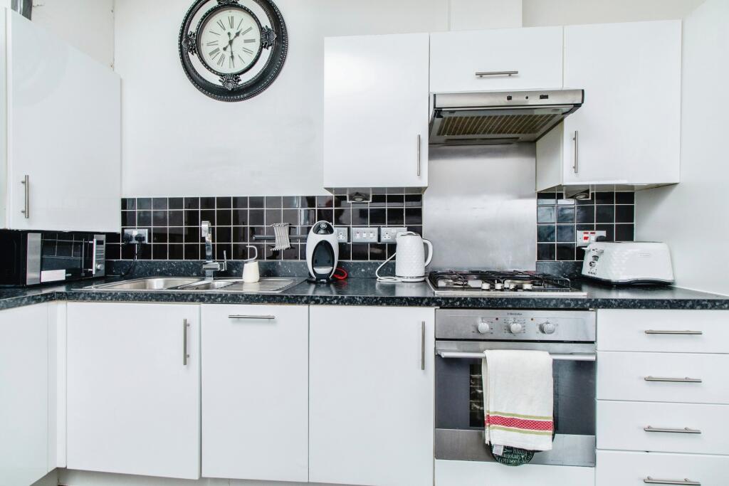 Additional image 6 of Southfields Green, GRAVESEND, Kent, DA11