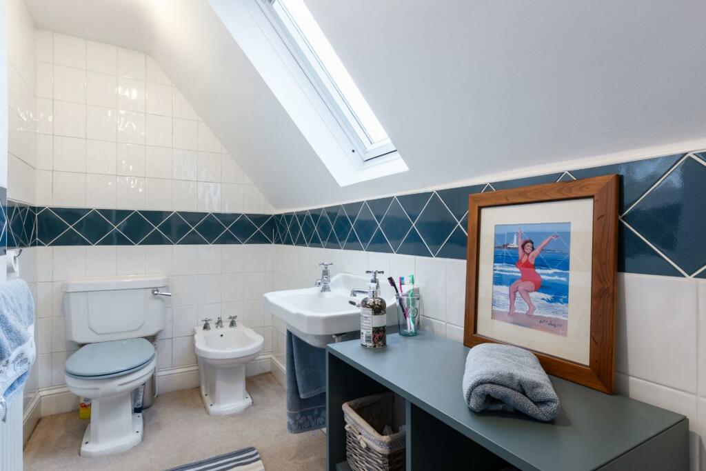 Additional image 31 of Castle Road, Kenilworth