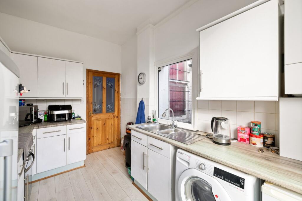 Additional image 2 of Radnor Park Road, Folkestone, CT19