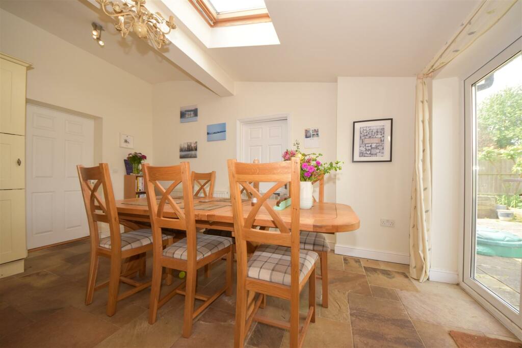 Additional image 4 of St. Nicholas Road, Radford Semele, Leamington Spa