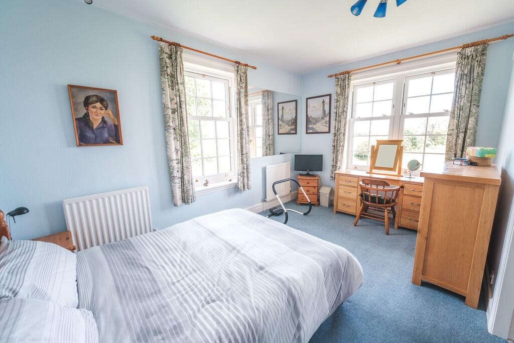 Additional image 16 of Tunstall