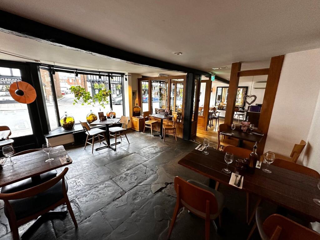 Additional image 5 of 10-11 Sheep Street, Stratford-upon-Avon, CV37 6EF