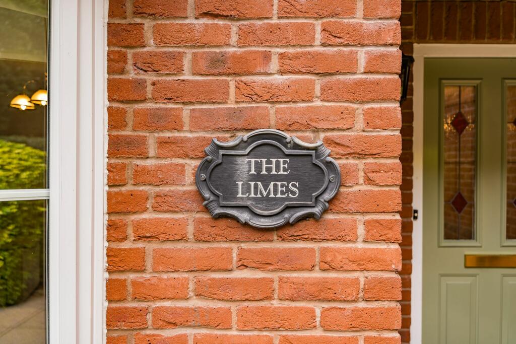 Additional image 36 of Spacious, 5 Bedroom home near the Whitegate Way