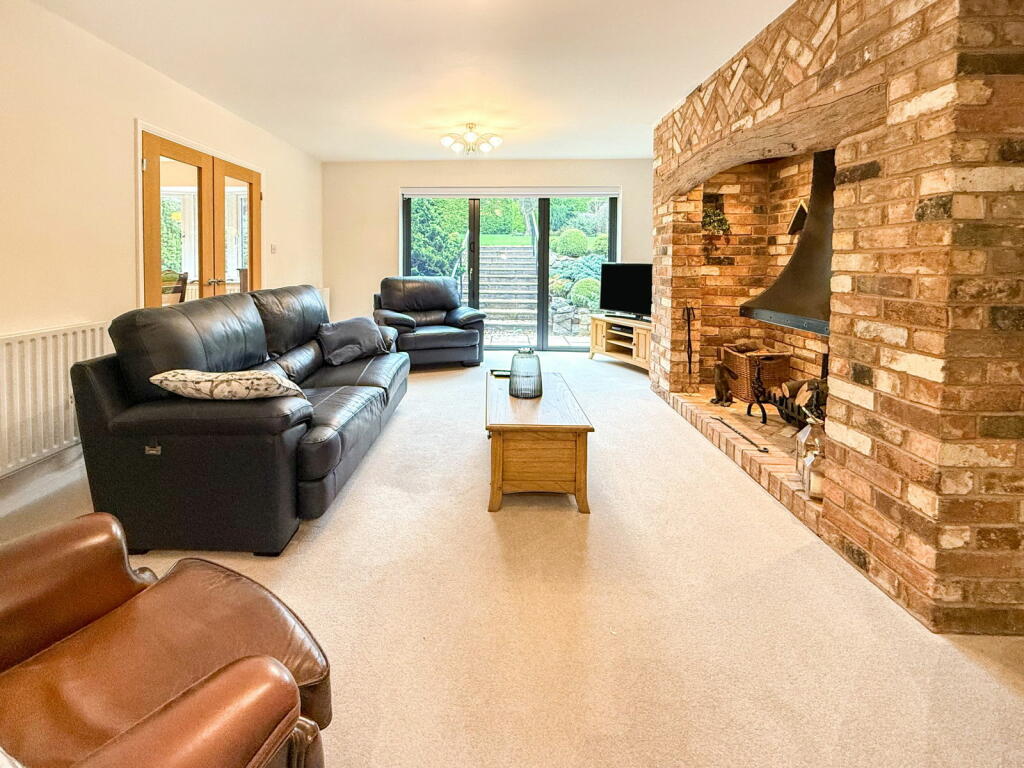 Additional image 31 of Atherstone Road, Hartshill, Nuneaton, CV10 0SP