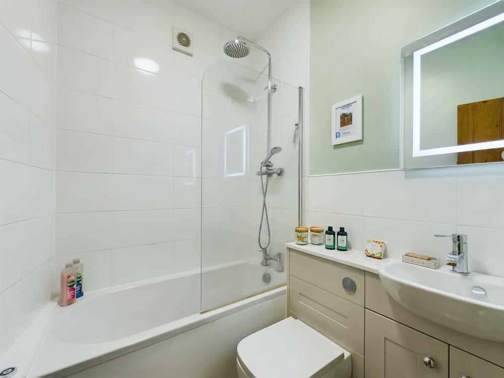 Additional image 10 of Coten End, Warwick, CV34 4NT