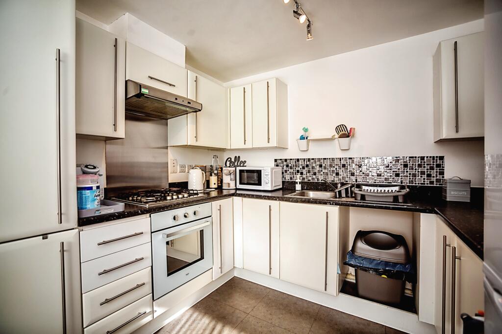 Additional image 4 of 45 Nursery Grove, Gravesend, DA11