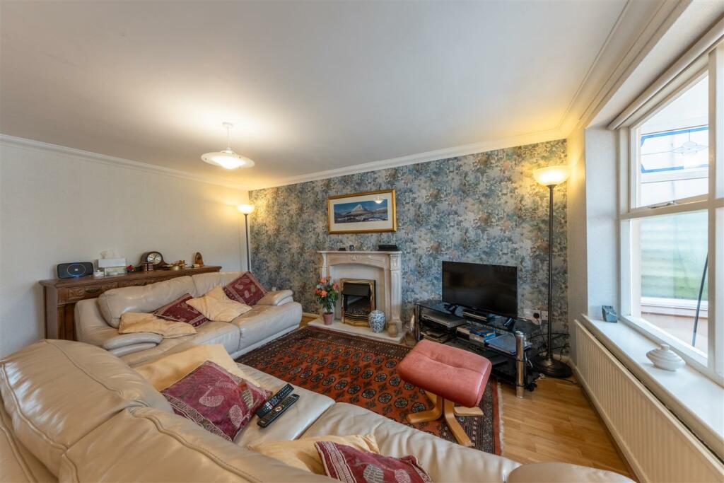 Additional image 13 of Meadow Close, Cuddington, Cheshire