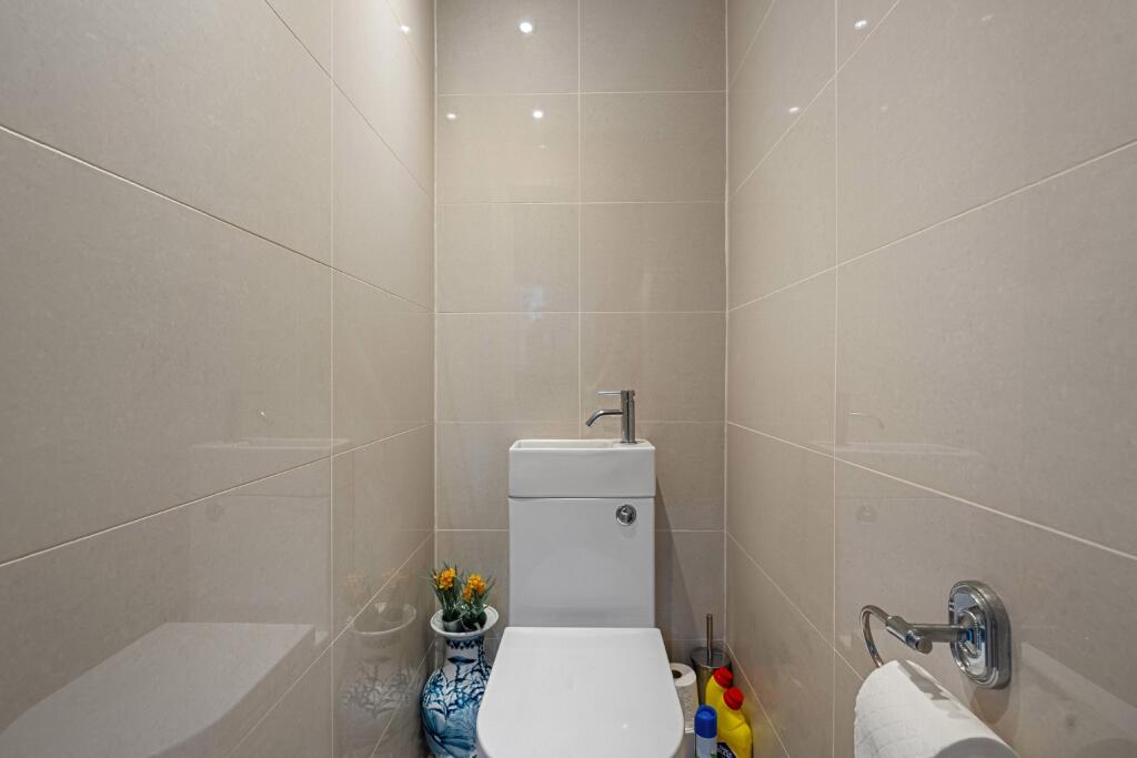 Additional image 16 of Wrotham Road, Meopham, Gravesend, Kent, DA13 0AS