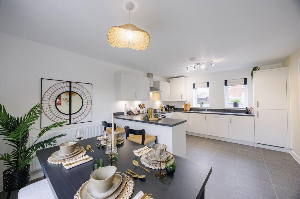 Additional image 3 of MARTHA CLOSE,
CW1 3FB