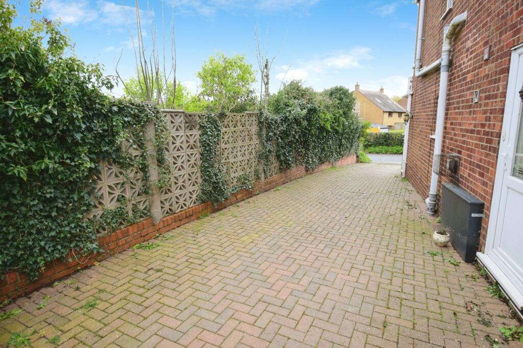 Additional image 34 of Fair Close, Frankton, Rugby, Warwickshire, CV23