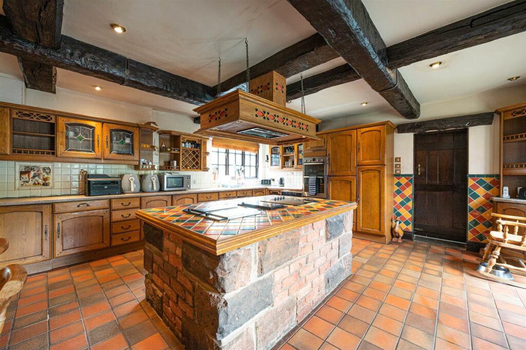 Additional image 31 of Oak Bank Barn & French Barn, Heatley Lane, Broomhall, Nantwich