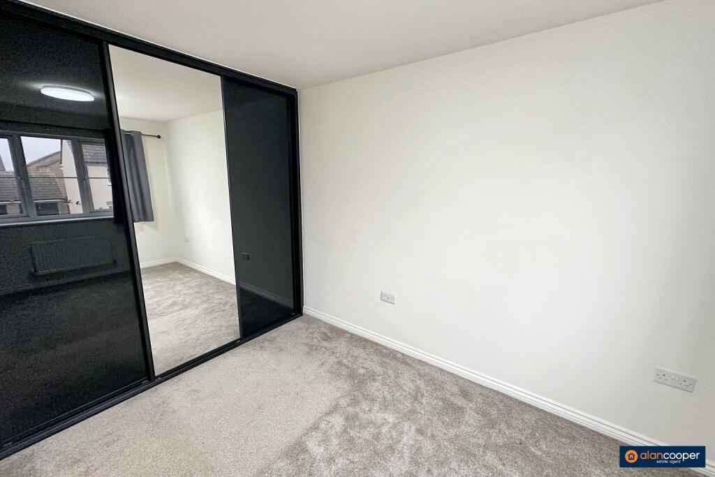 Additional image 7 of Granary Yard, Weddington, Nuneaton, CV10 0FN