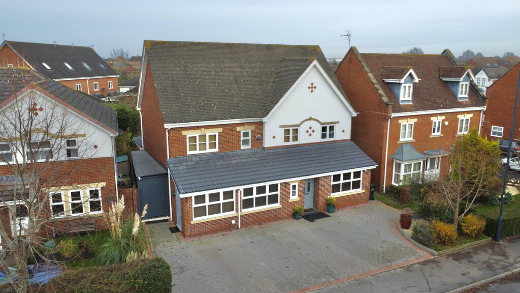 Additional image 2 of Warwick Gates, Luxury Interior, 3300 Sq Ft PX considered