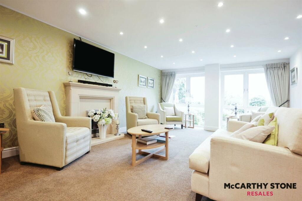 Additional image 21 of Salmon Court, Stratford Road, Wellesbourne, CV35 9SF