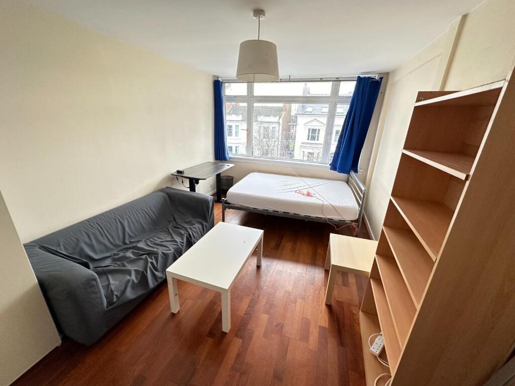 Additional image 9 of Russell Terrace, Leamington Spa