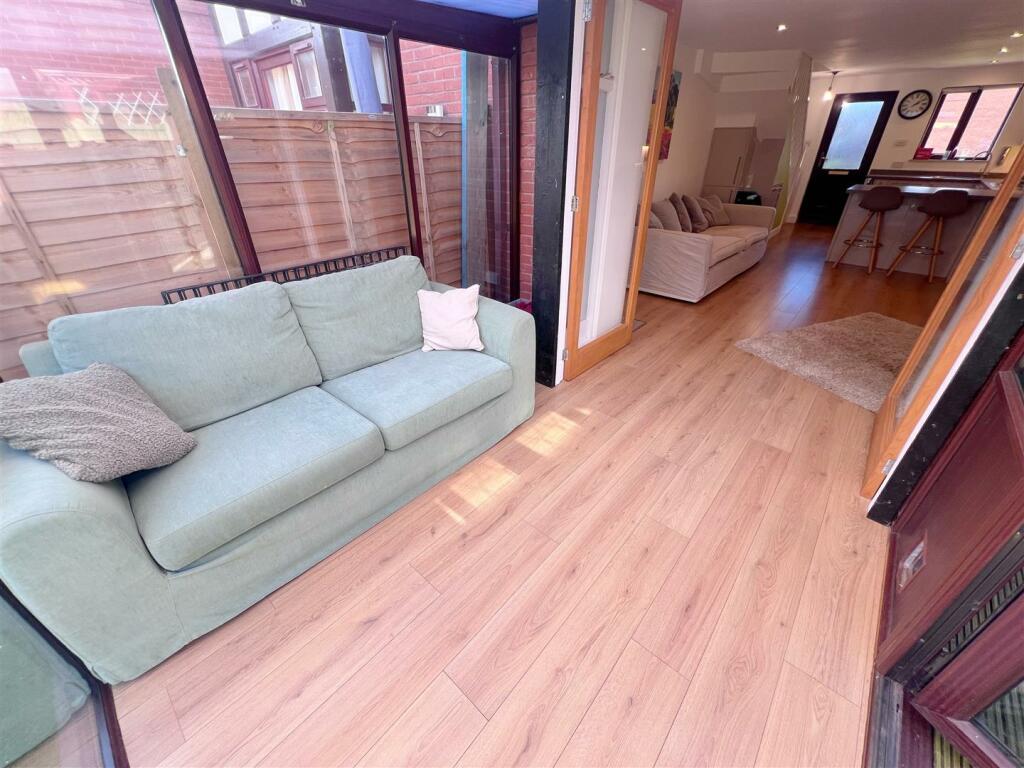 Additional image 6 of New Street, Stratford-Upon-Avon