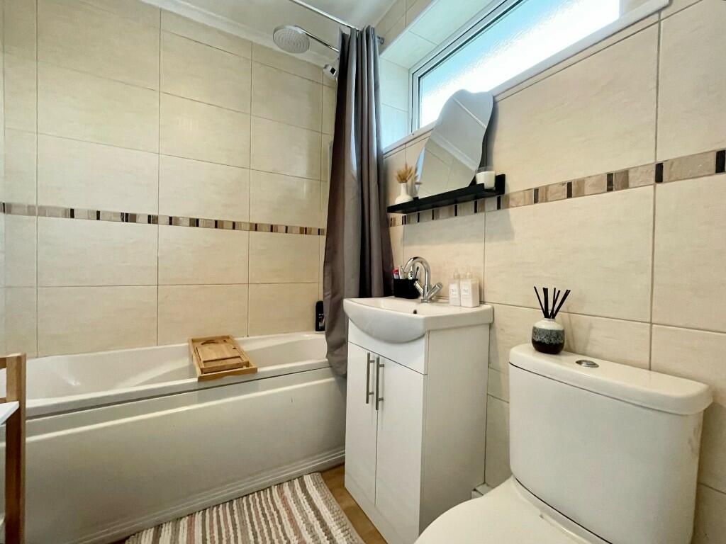 Additional image 9 of Black Rocks Avenue, Matlock, Derbyshire, DE4