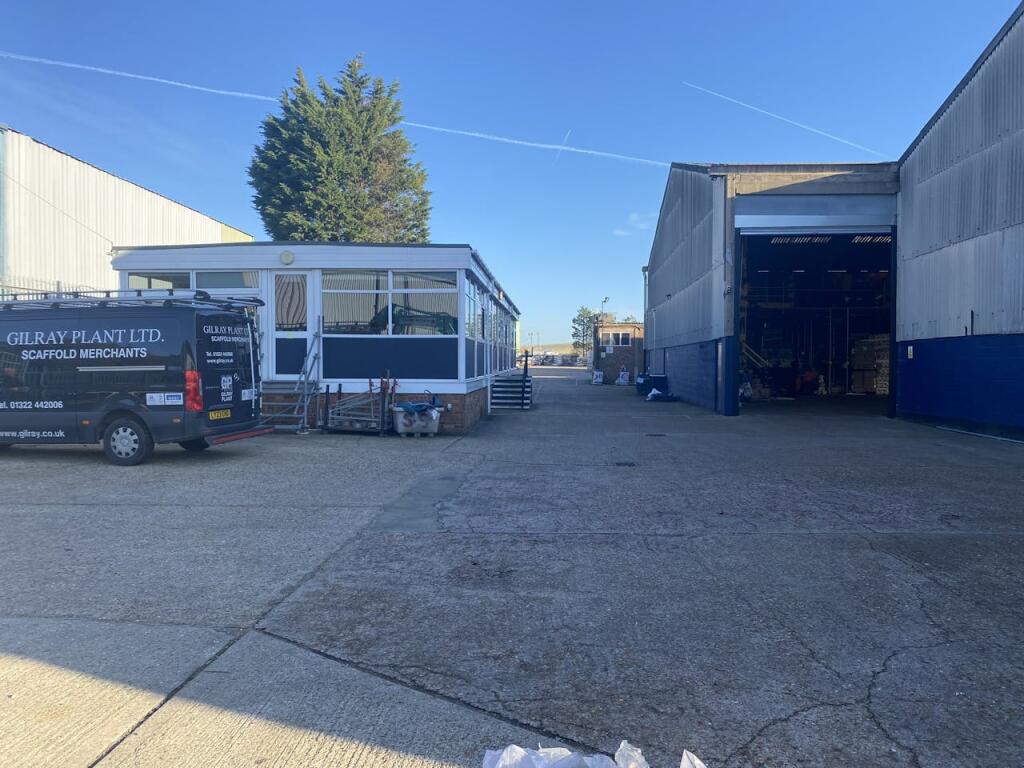 Additional image 6 of Units A/B, Cedars Transport Depot, Church Manorway, Erith, DA8 1DE