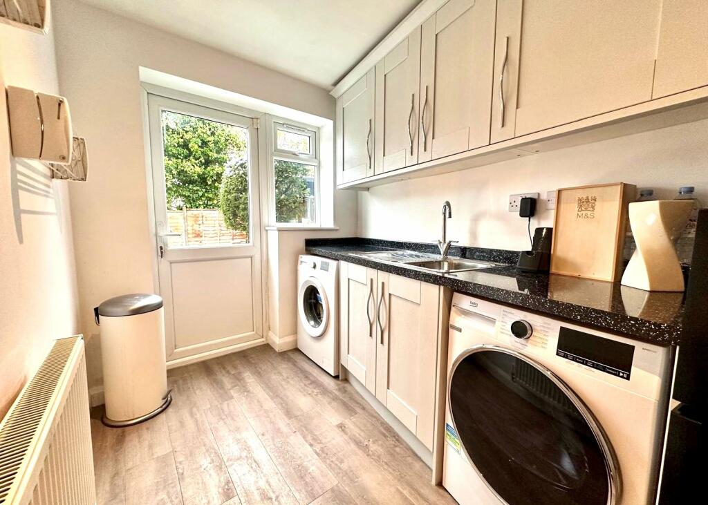 Additional image 9 of Leveson Crescent, Balsall Common, Coventry, West Midlands, CV7