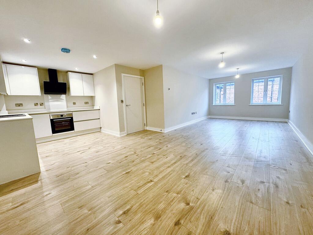 Additional image 6 of Apartment 4, Whittle House, 19 Warwick Street