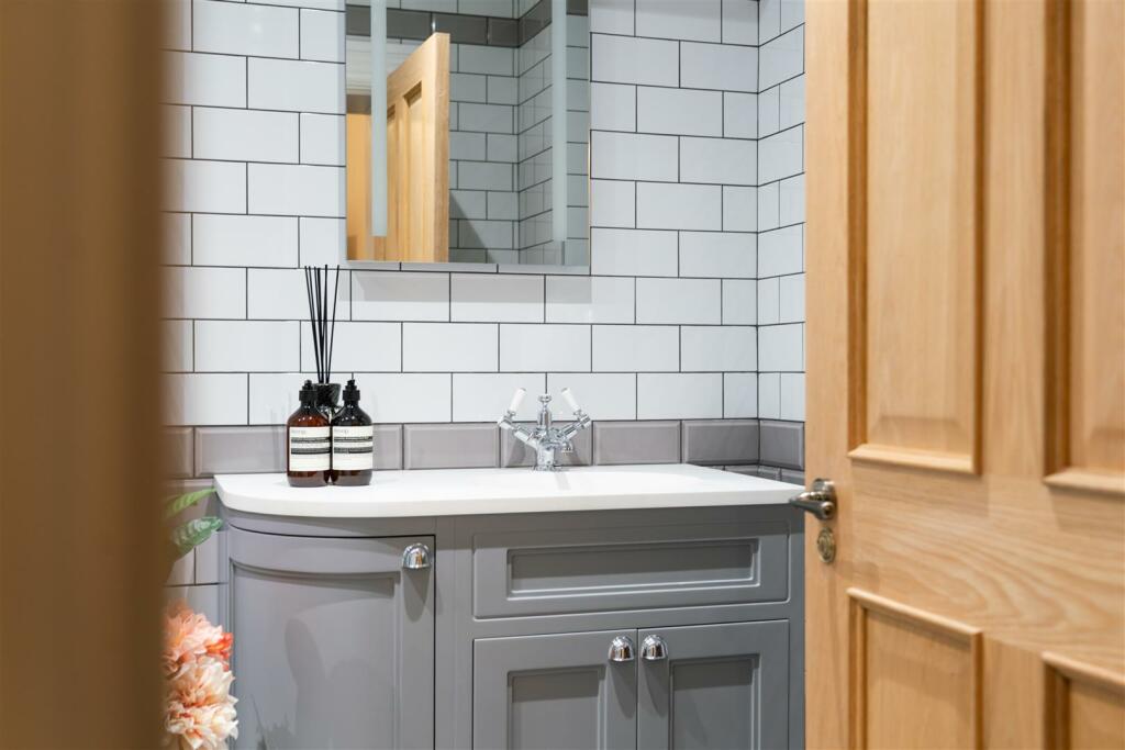 Additional image 17 of Apt 2, Riber Castle, Riber, Matlock, Derbyshire, DE4 5JU