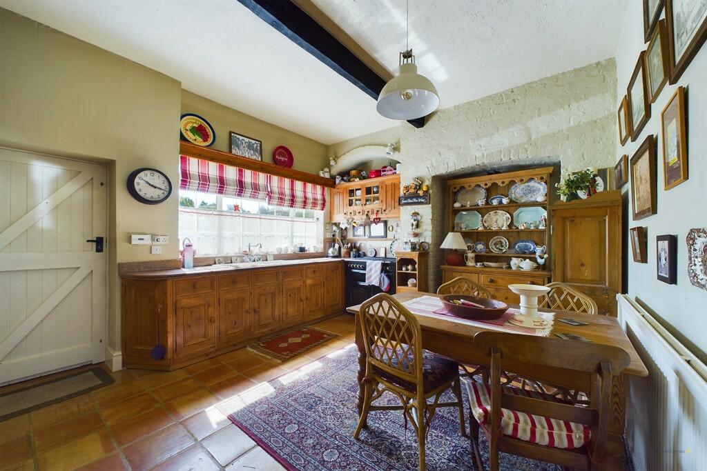 Additional image 7 of Hoon Ridge, Hoon Lane, Hilton