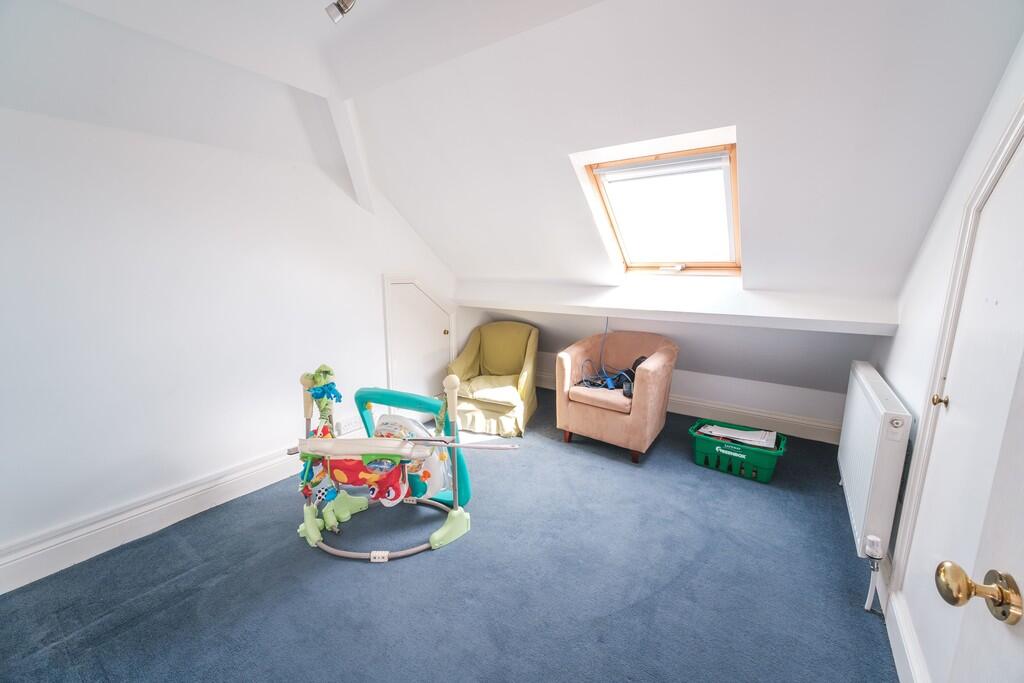 Additional image 22 of Tunstall