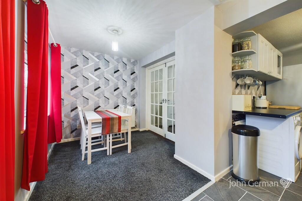 Additional image 5 of Fairfield Crescent, Newhall