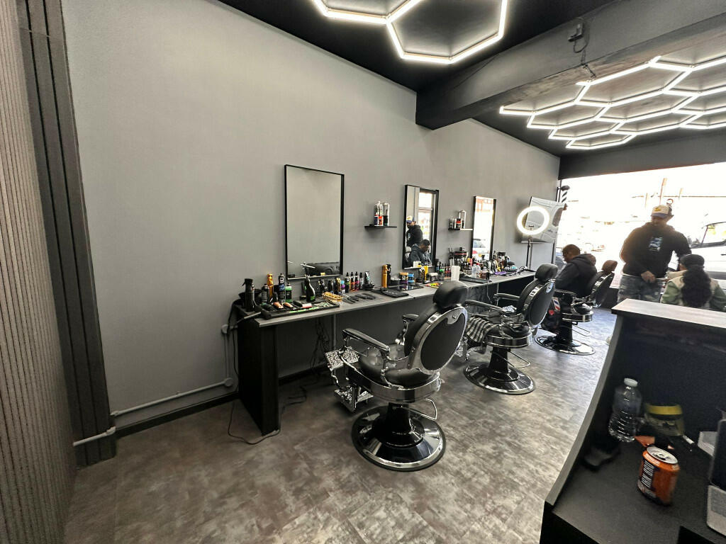 Additional image 6 of Unit 2, 254 Blackfen Road, Sidcup, Kent, DA15