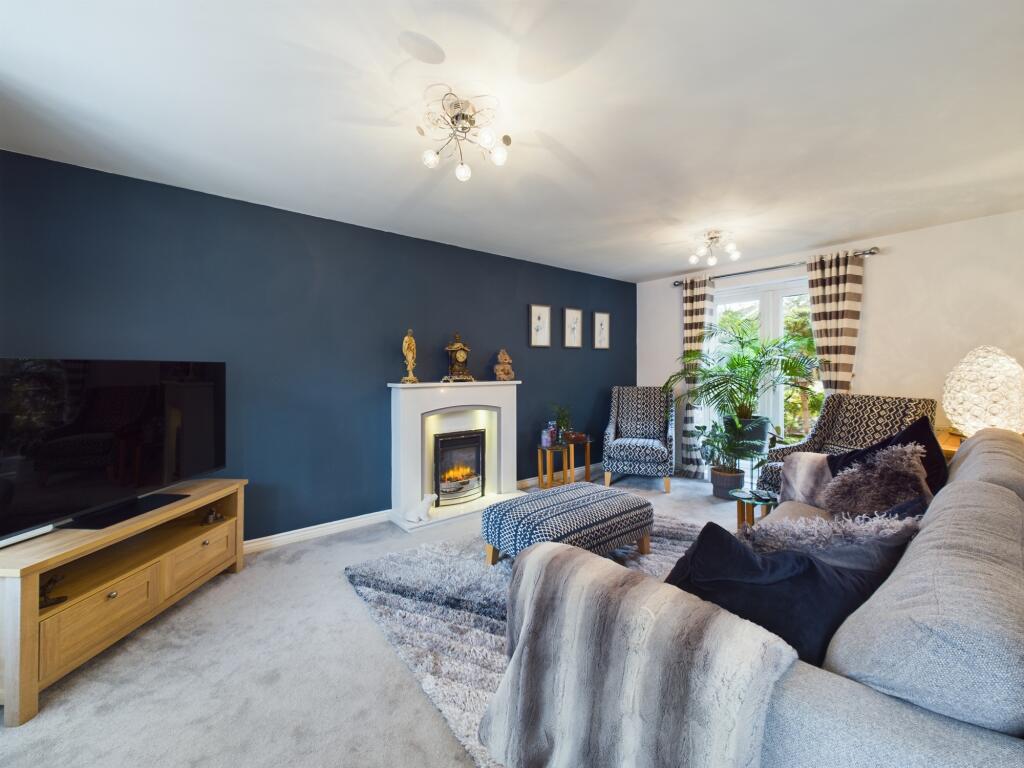 Additional image 5 of Persian Close, City Point