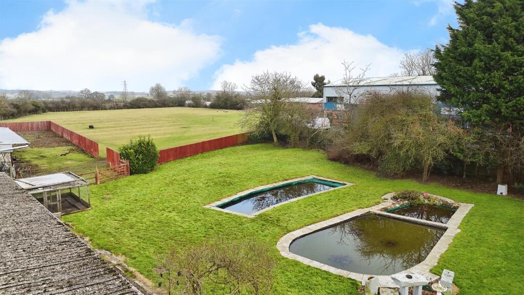 Additional image 6 of Harbury, Leamington Spa