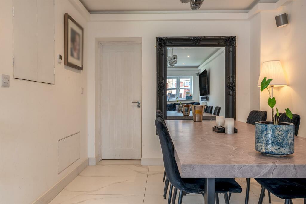 Additional image 24 of Kestrel Row, Southam