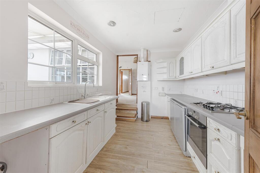 Additional image 21 of Gravesend Road, Shorne,