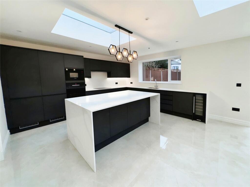 Additional image 16 of Fairway, Bexleyheath, DA6