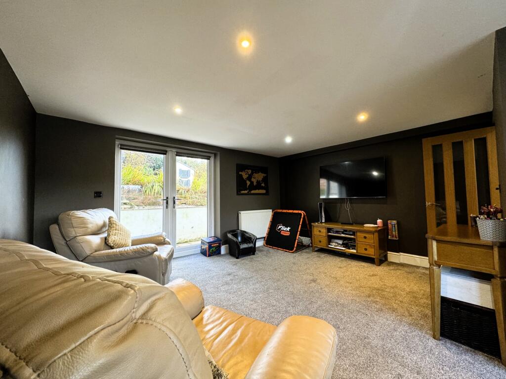 Additional image 5 of Church Hill, Old Blackwell, DE55