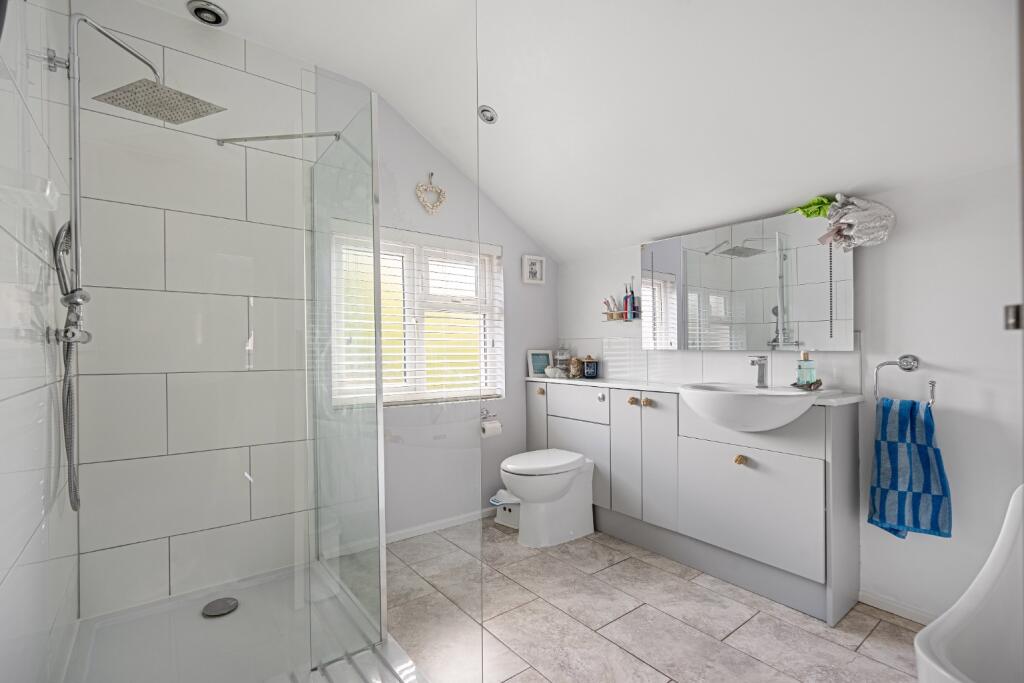 Additional image 14 of Hollybush Road, Gravesend, Kent, DA12 5QG