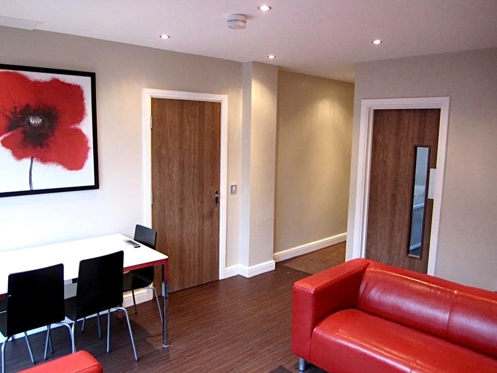 Additional image 19 of 98 The Railway Residence, CW1 (BENTLEY INTERNS AUGUST 2025)