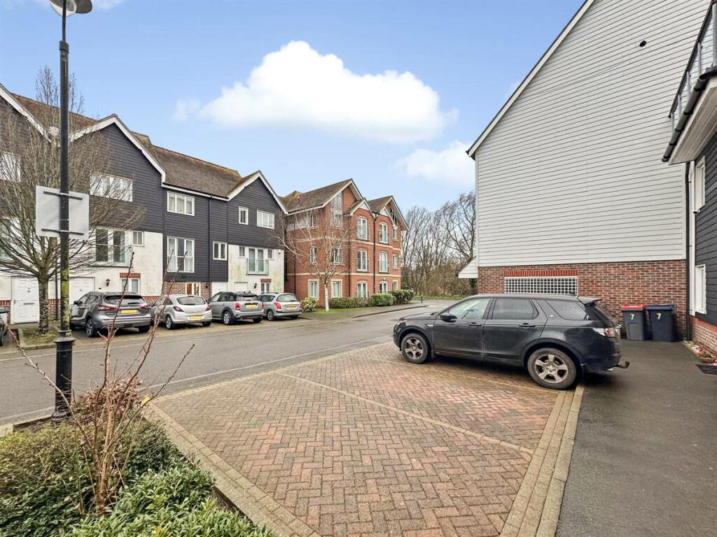 Additional image 12 of Stonebridge Road, Canterbury