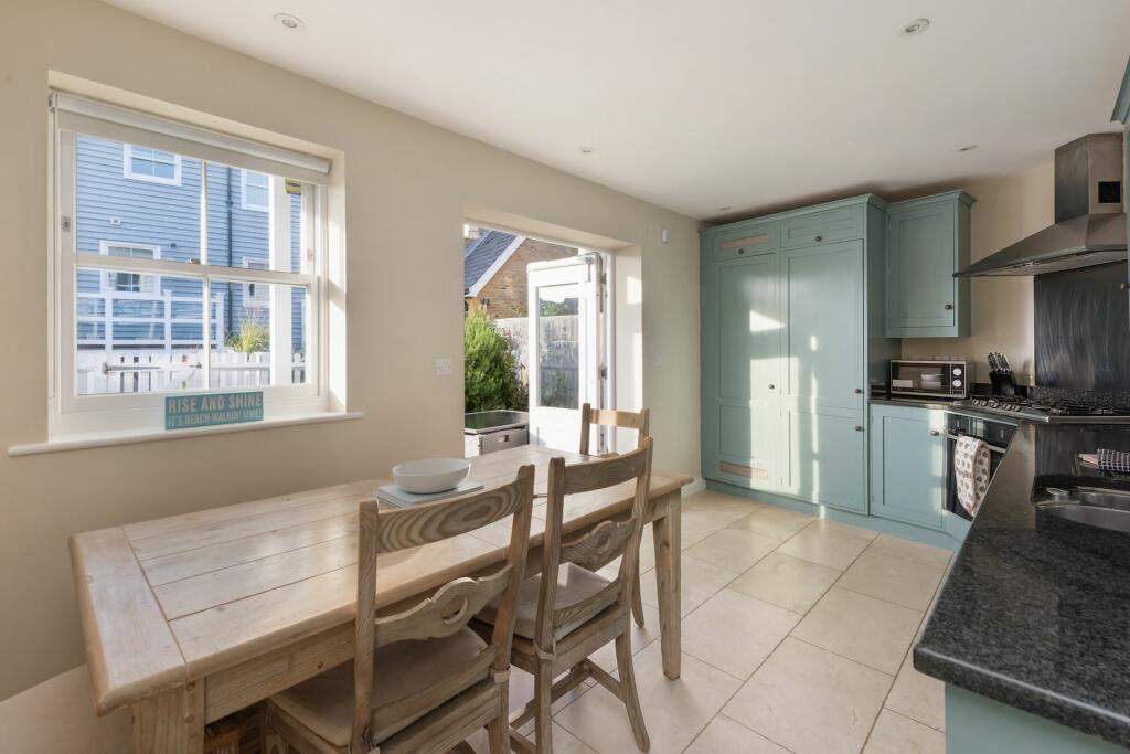 Additional image 4 of Island Wall, Whitstable, CT5